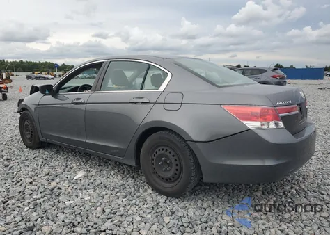 2011 Honda Accord z USA, uszkodzony, nr VIN 1HGCP2F35BA058593